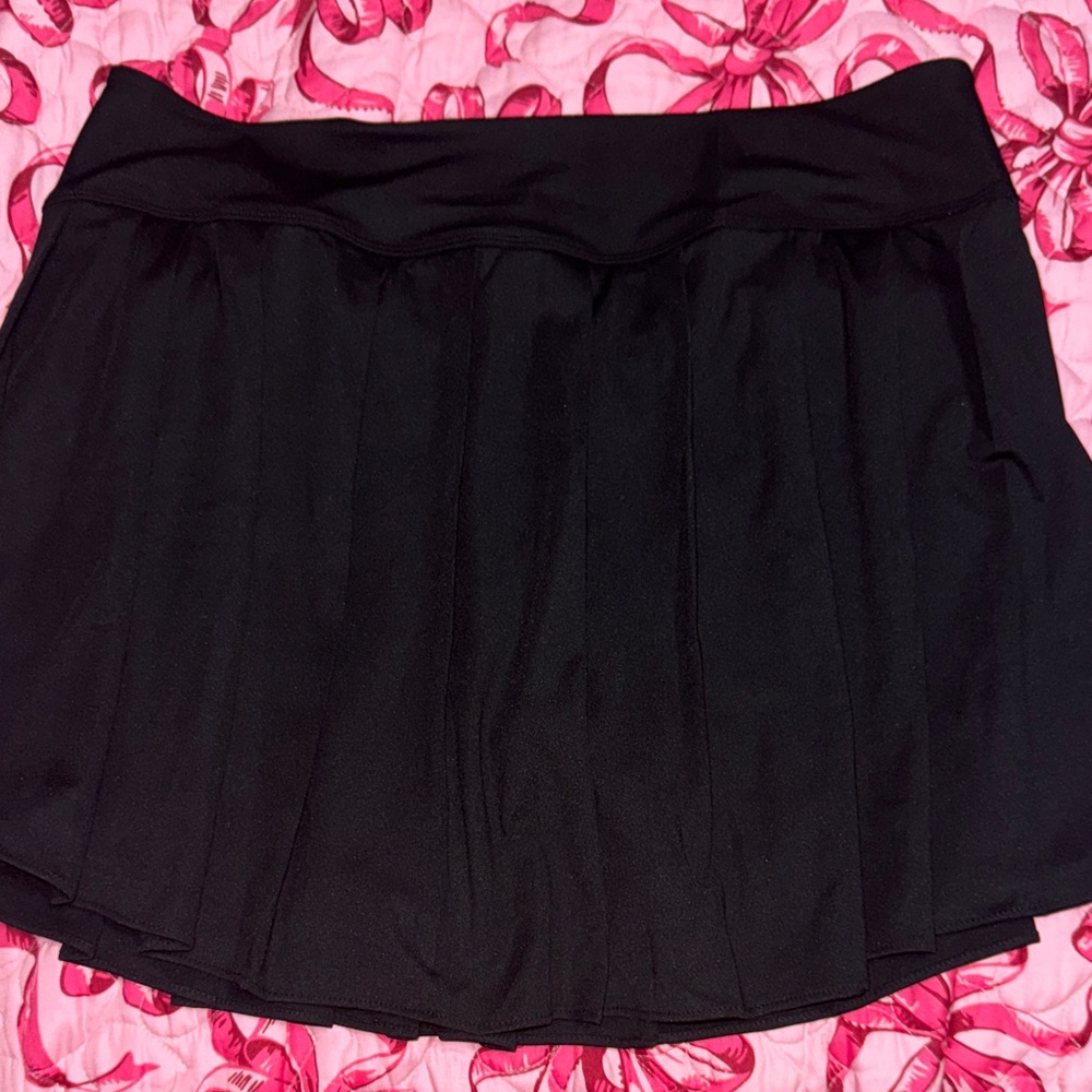 Pleaded Black Skirt XL NWT